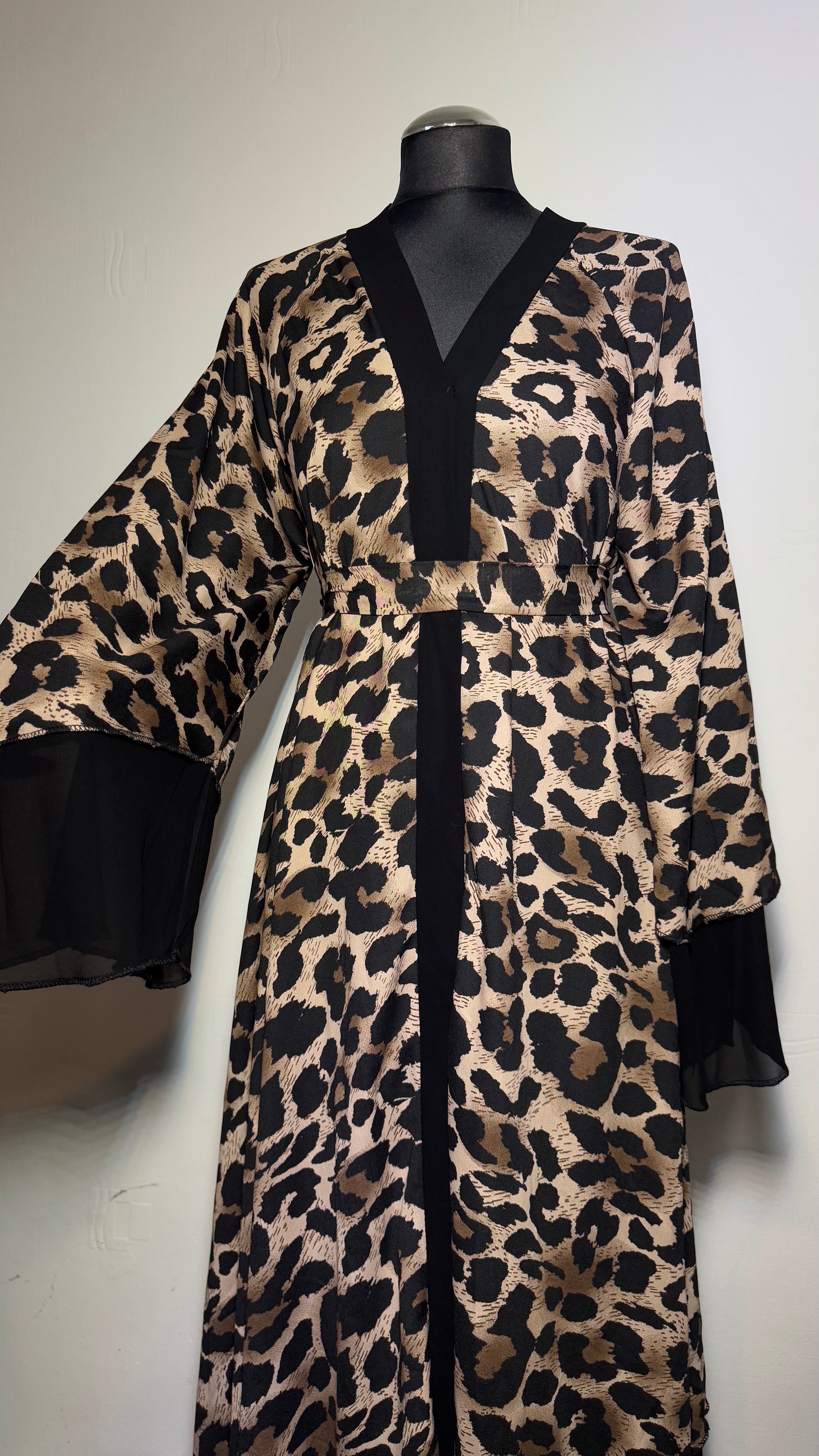 Dress for Women – Chiffon Abaya with Layered Sleeves, Leopard Print, Dusty Rose & Black, Free Size