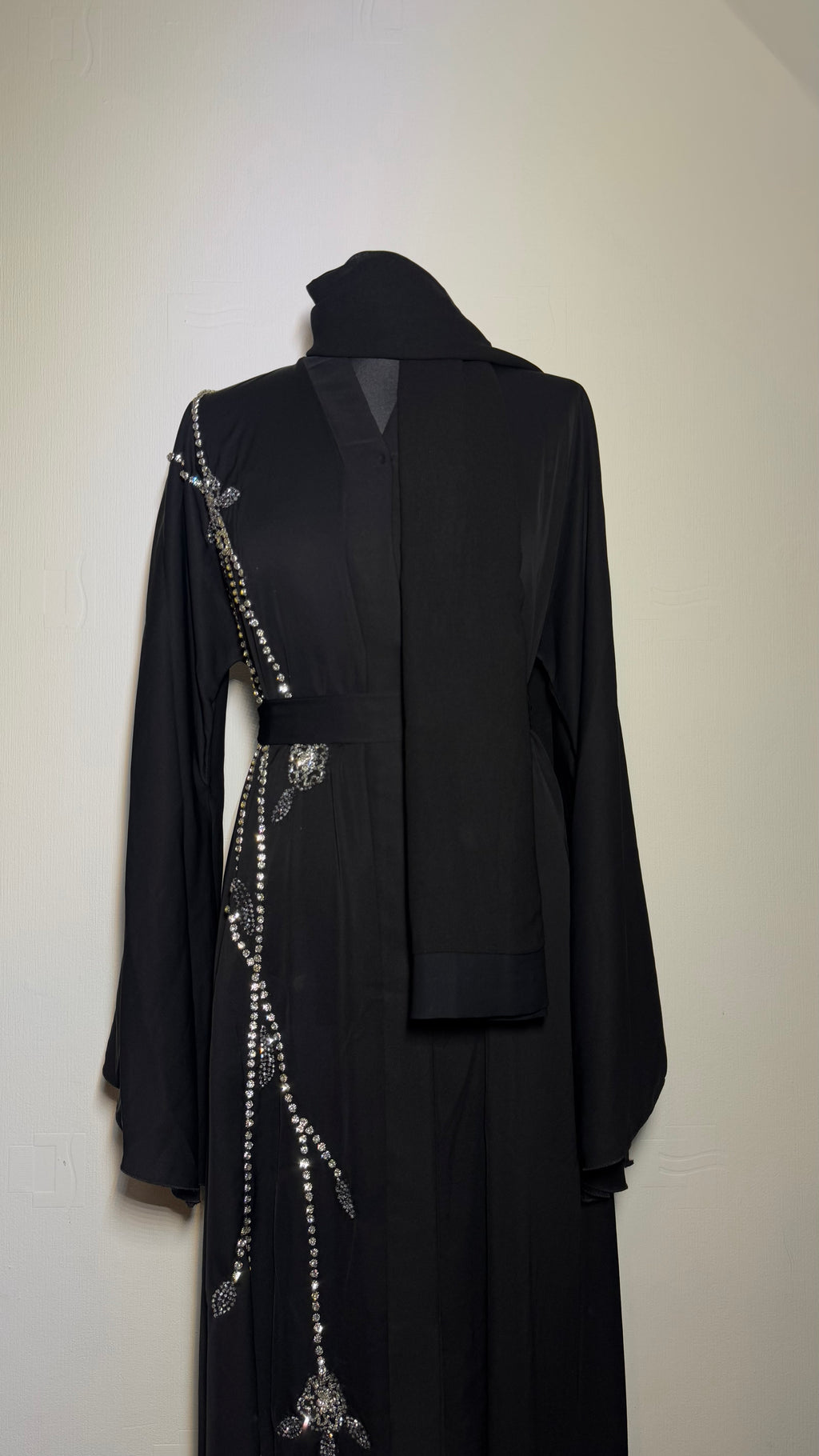 Luxury Handmade Black Abaya with Embroidery – Dubai Style , Elegant Eid Outfit, Modest Evening Dress