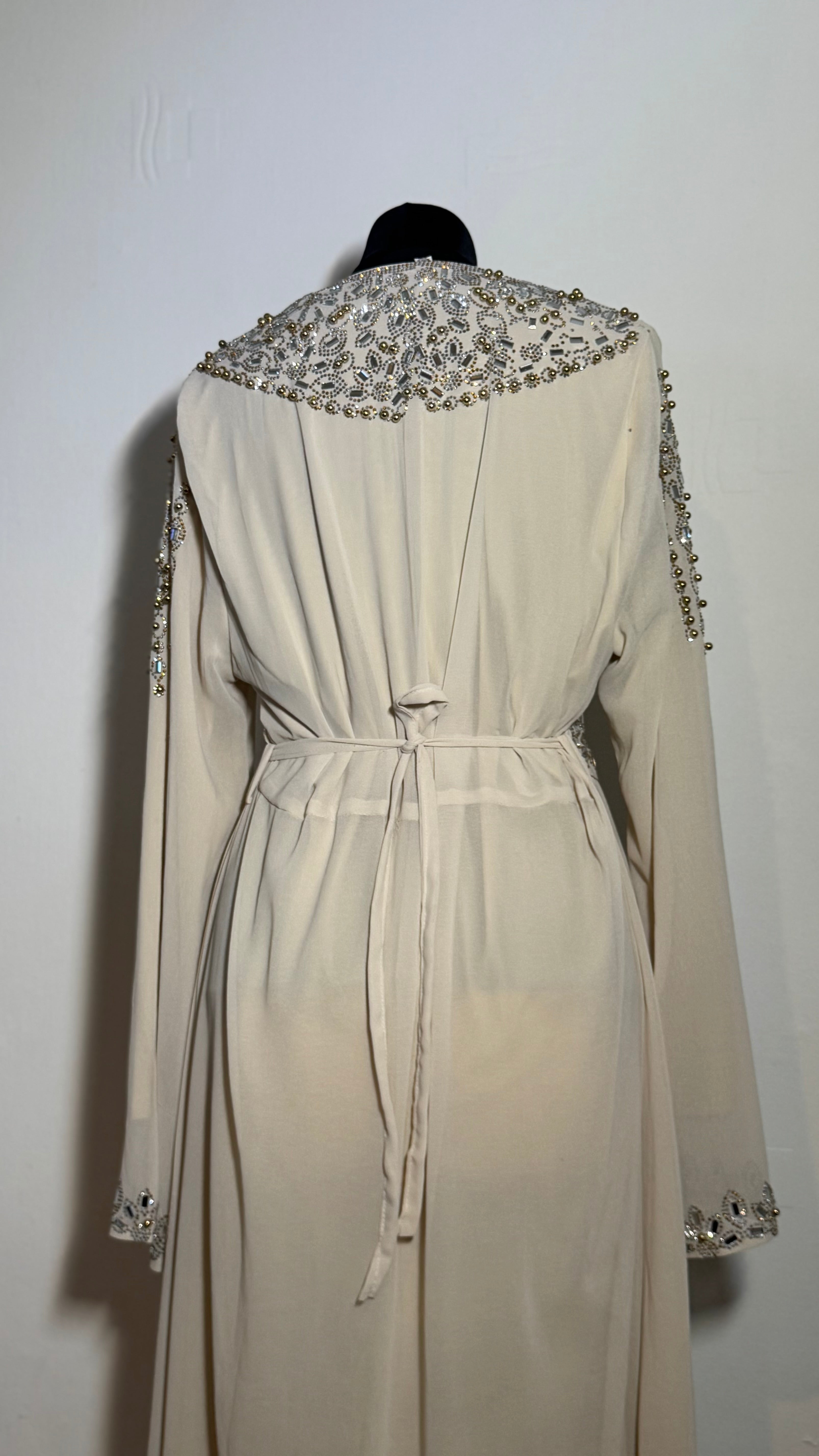 Luxury White Kaftan Dress, Embellished Moroccan Kaftan, Crystal Beaded Maxi Dress, Elegant Modest Evening Wear